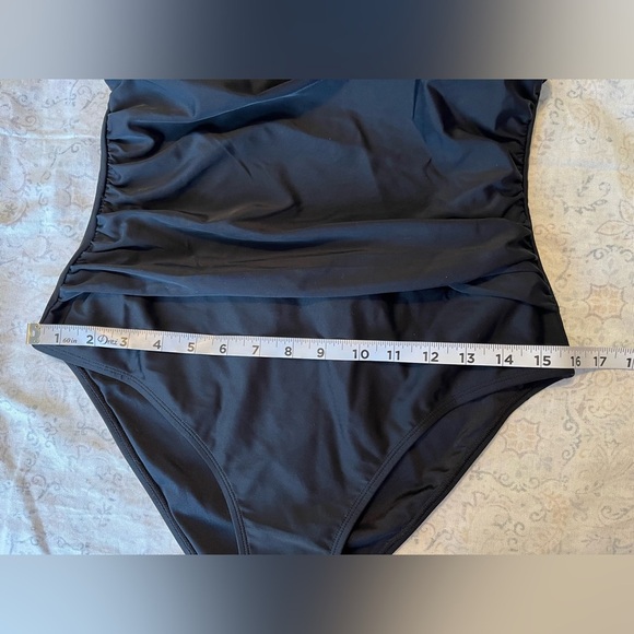 Cupshe Black Halter One Piece Swimsuit with Ruching - Picture 8 of 13